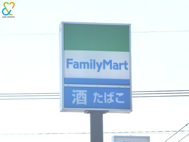 ファミリーマート那珂川ミリカ北店